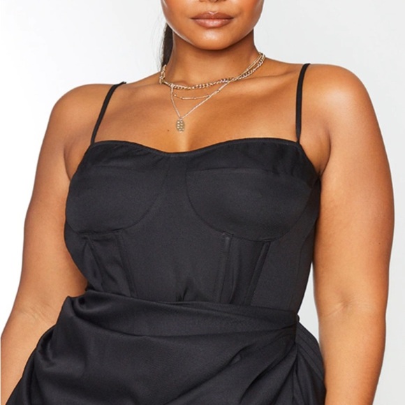 PrettyLittleThing corset top - Picture 1 of 4